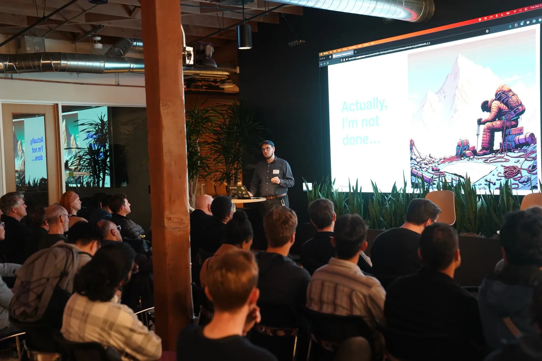 Zack presenting the Pinecone AWS reference architecture to a full room at a16z.